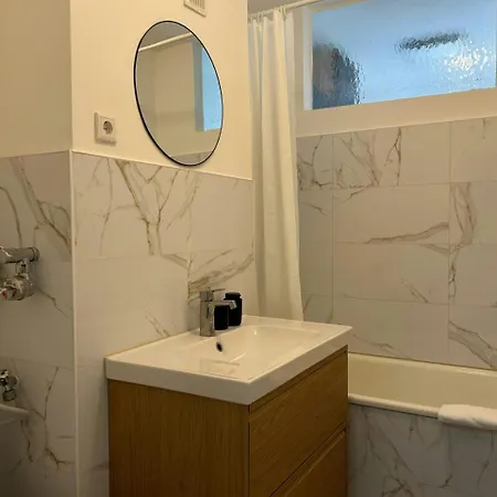 For 2 Apartment *