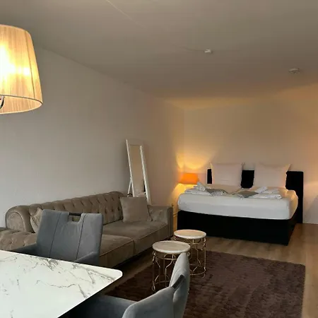 Apartamento Modernes Mit Doppelbett In Hattersheim Zentrum